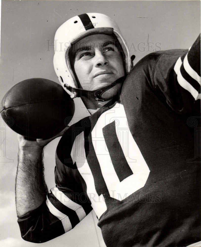 1954 Tom tramski, junior quarterback-Historic Images