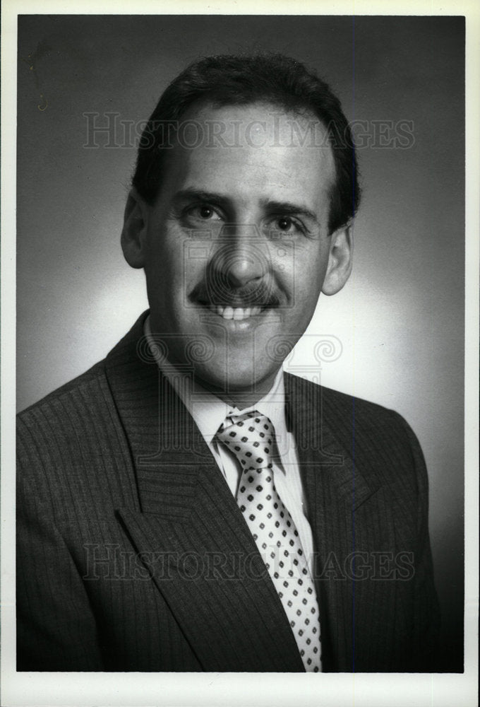 1988 Press Photo Norman G. Soloman - dfpd28997- Historic Images