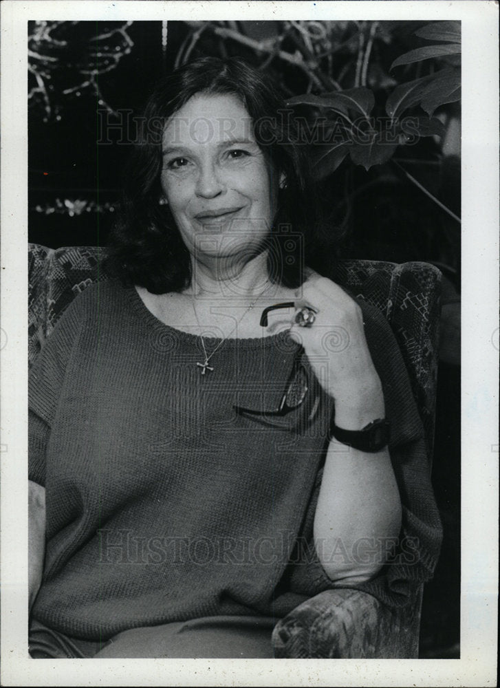 1991 Press Photo Faye Moskowitz And the Bridge is Love - Historic Images