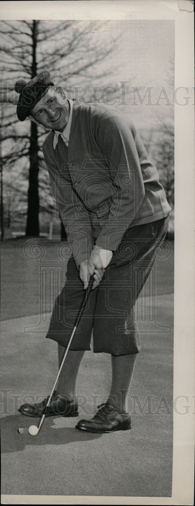 Press Photo Jau Powers Golfer - dfpd37697- Historic Images