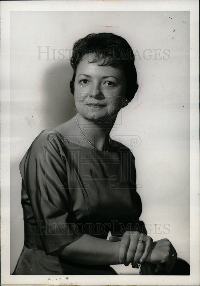 1961 Press Photo Lillian Watson National Bank Mrs.AIB - Historic Images