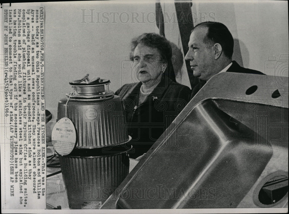 1966 Press Photo Frances Bolton William Ayres Ohio Reps - Historic Images