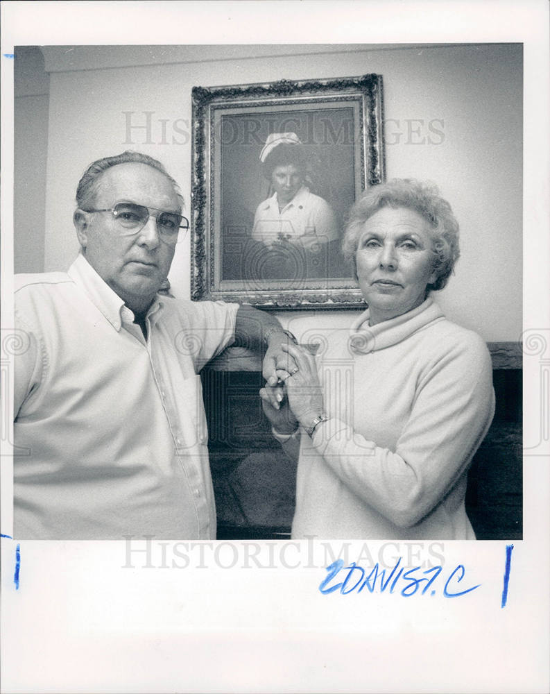 1989 Press Photo Robert Lucille Mohrin Toledo home - Historic Images