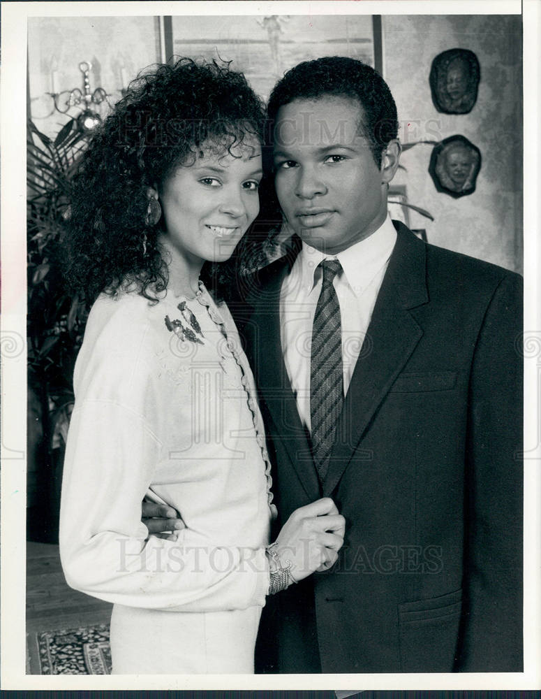 1987 Press Photo Geoffrey Owens Cosby Show NBC - Historic Images