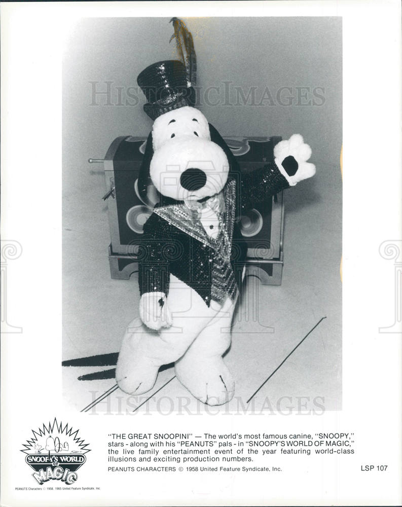 1989 Press Photo Snoopy Peanuts character world magic - Historic Images