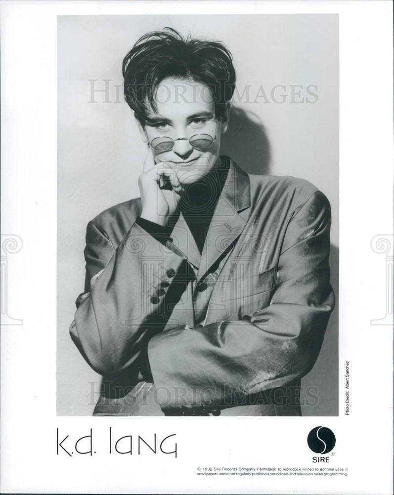 1992 Press Photo Kathryn Dawn Lang, pop singer - Historic Images