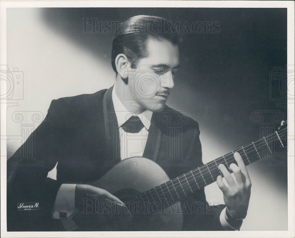 1960 Press Photo GONZALO TORRES - Historic Images