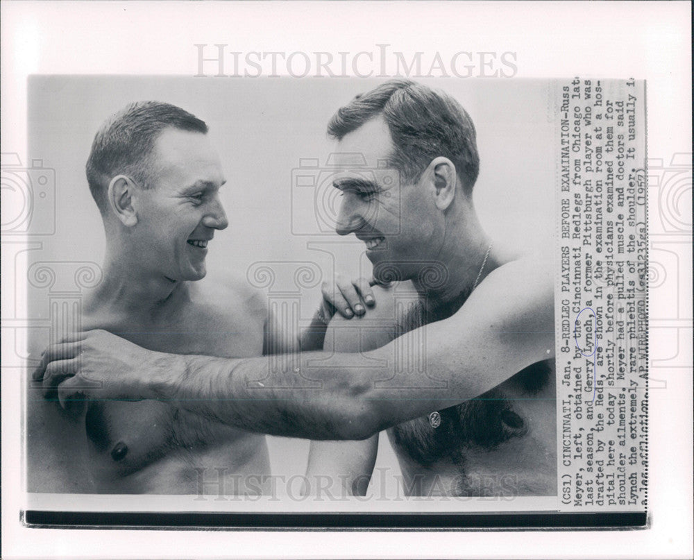 1957 Press Photo Russ Meyer Gerry Lynch Redlegs - Historic Images