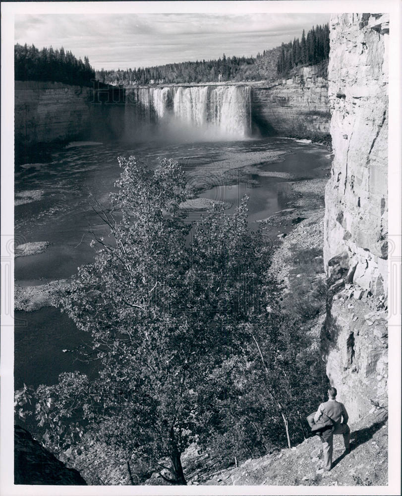 1982 Press Photo Alexandra Falls Canada - Historic Images