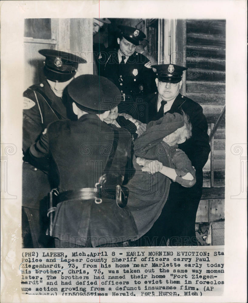 1954 Press Photo Paul Ziegenhardt evicted - Historic Images