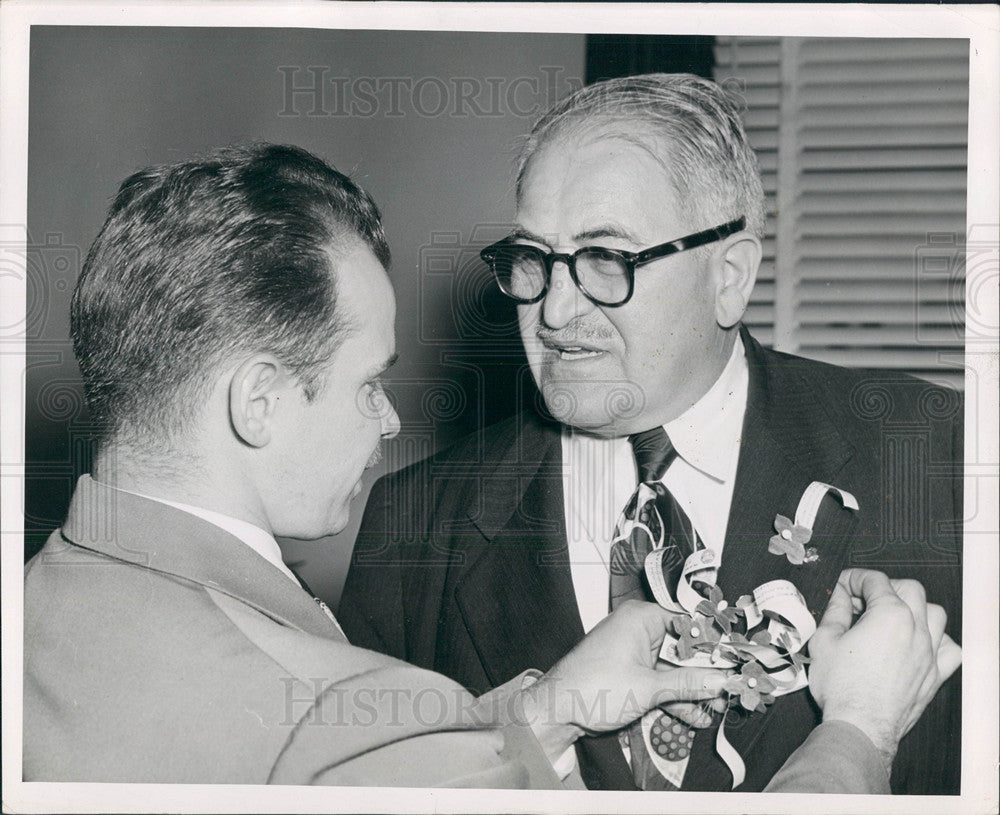 1949 Press Photo Louis Calcaterra Eugene Van Antwerp - Historic Images