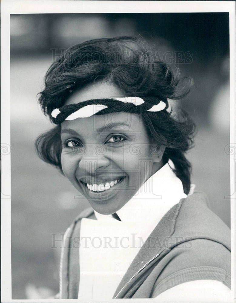 1985 GLADYS KNIGHT IN &quot;CHARLIE &amp; COMPANY&quot; - Historic Images