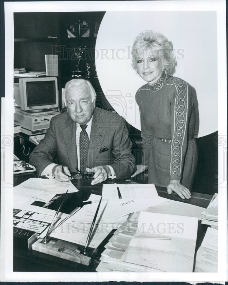 1989 Press Photo Walter Kronkrite Marilyn MacKay PBS - Historic Images