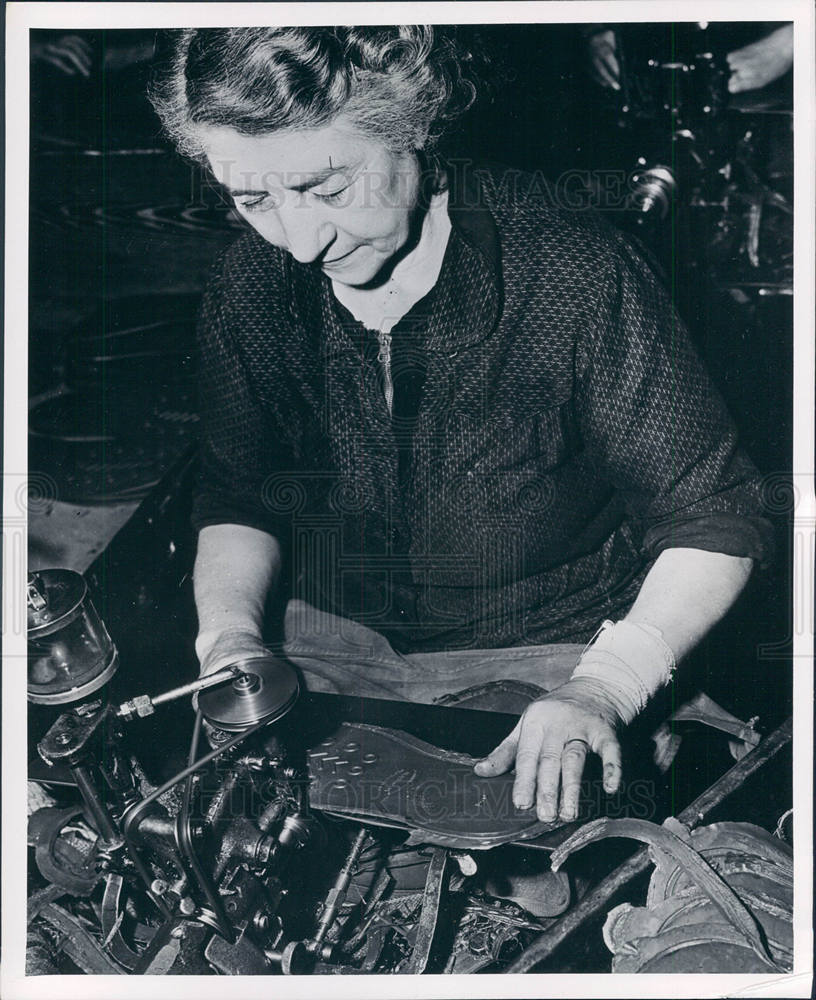 Press Photo French Wood-Milne heel sole - Historic Images