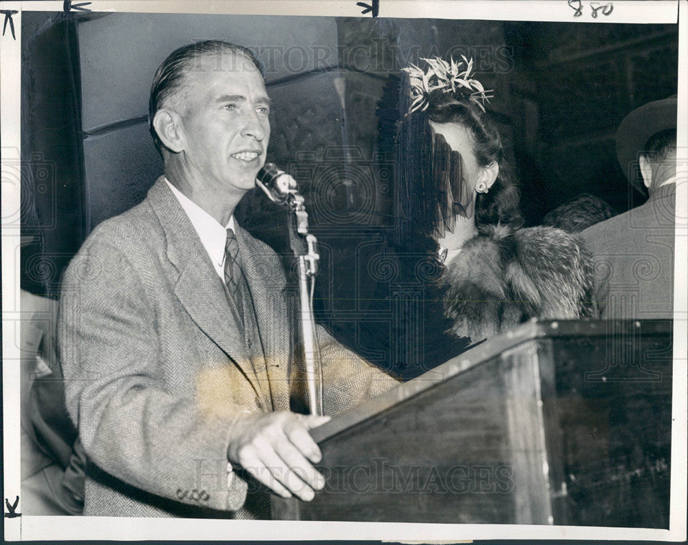 1943 Press Photo WWII Detriot Mayor Jeffries War Bonds - Historic Images