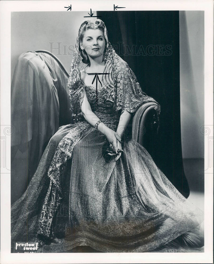 1947 Eva Likova-Historic Images