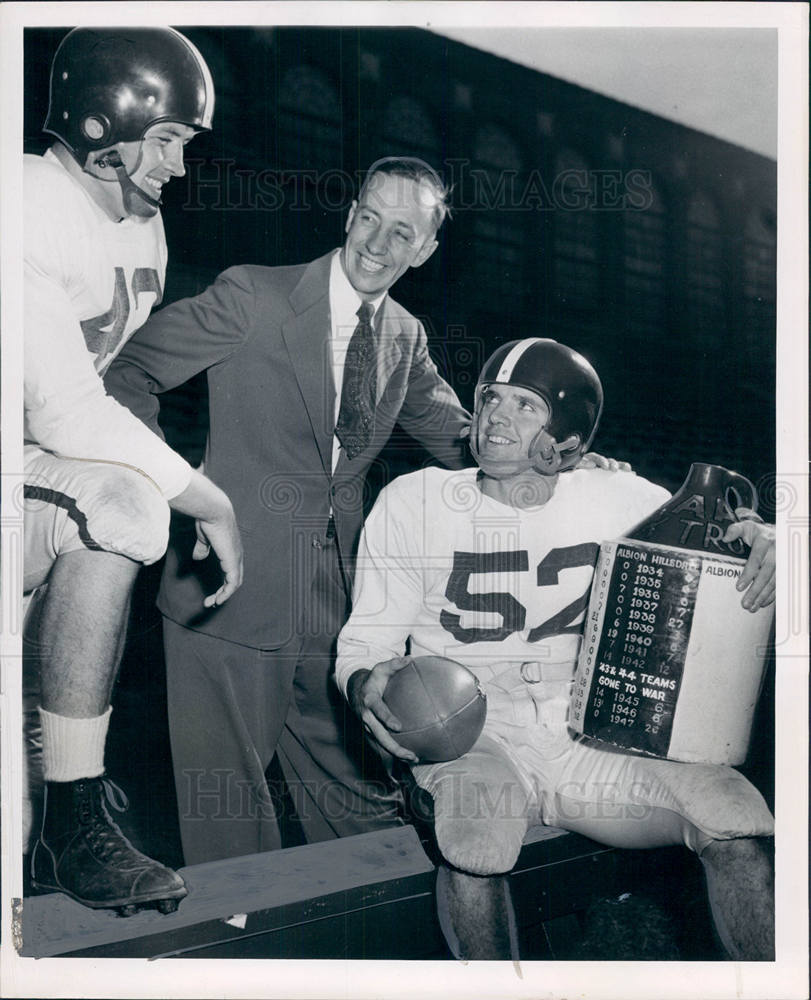 1944 Press Photo Jack Petoskey American football player - Historic Images