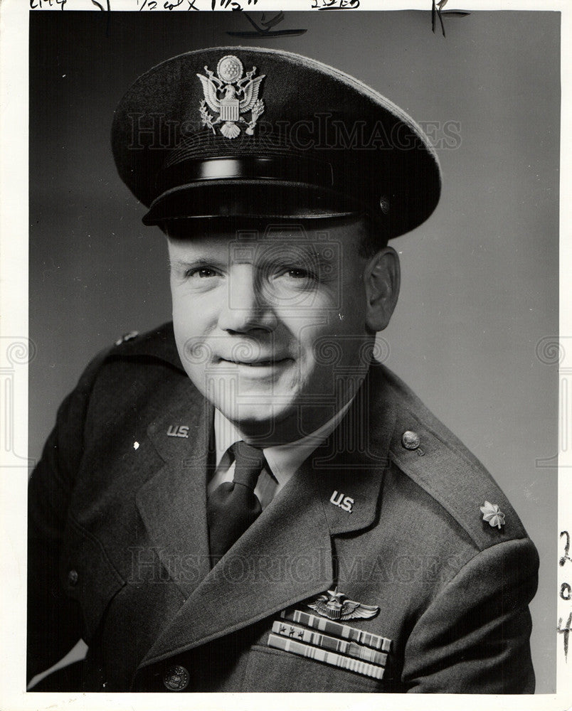 1954 Press Photo Major Joseph A. Gillis military - Historic Images