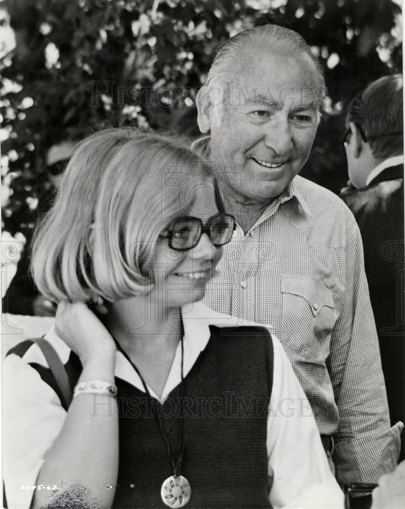  1971 Producer Hal Willis on set with actress - Historic Images