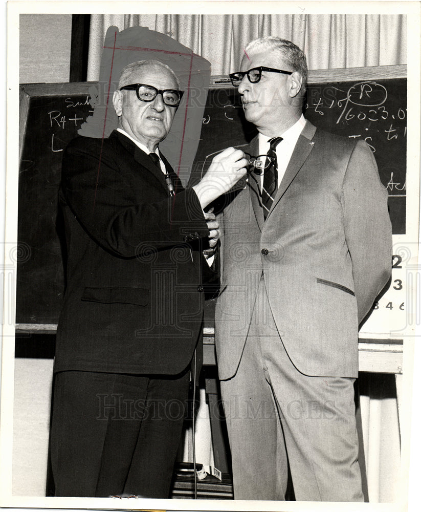 1967 Dr.William Feinbloom (optometrist)-Historic Images