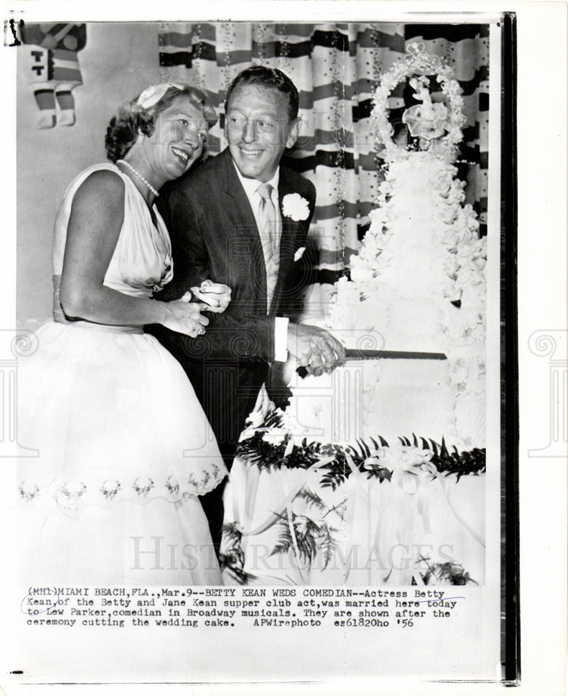 1956 Press Photo Betty Kean Lew Parker wedding comedian - Historic Images