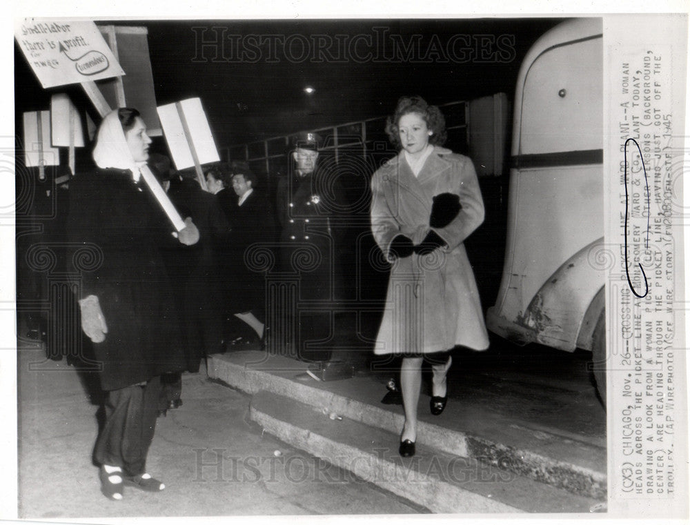 1945 Press Photo Chicago picket Line - Historic Images