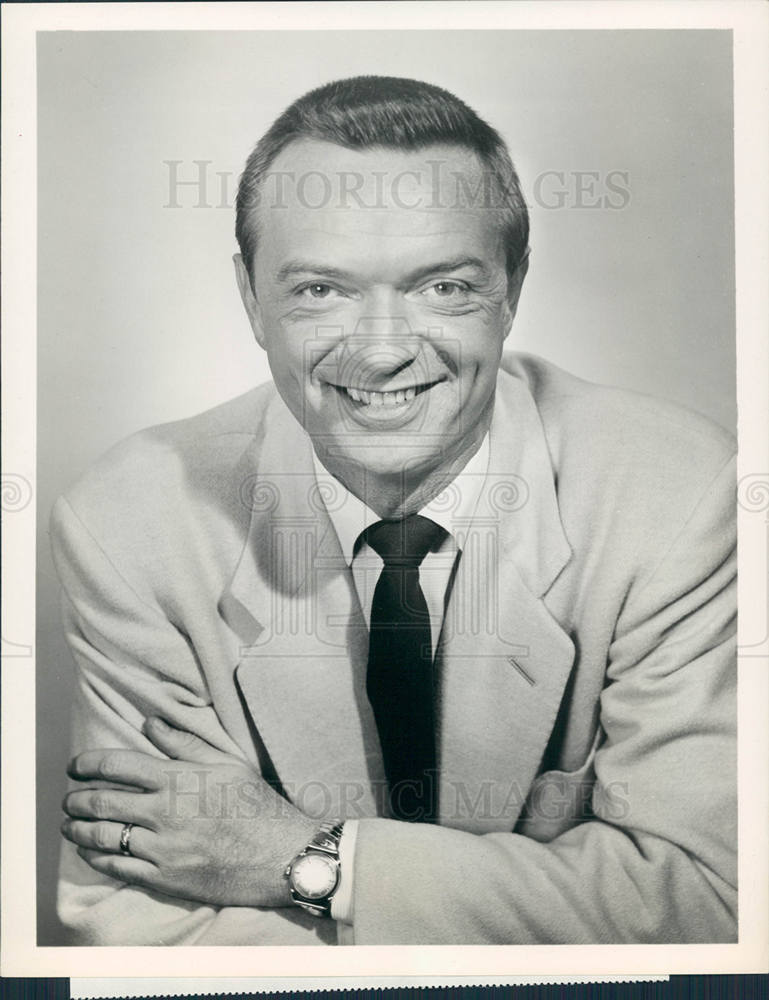 1964 Press Photo American television game showannouncer - Historic Images