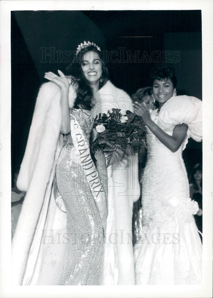 1989 Press Photo Lisa Russell Lauren Campbell - Historic Images