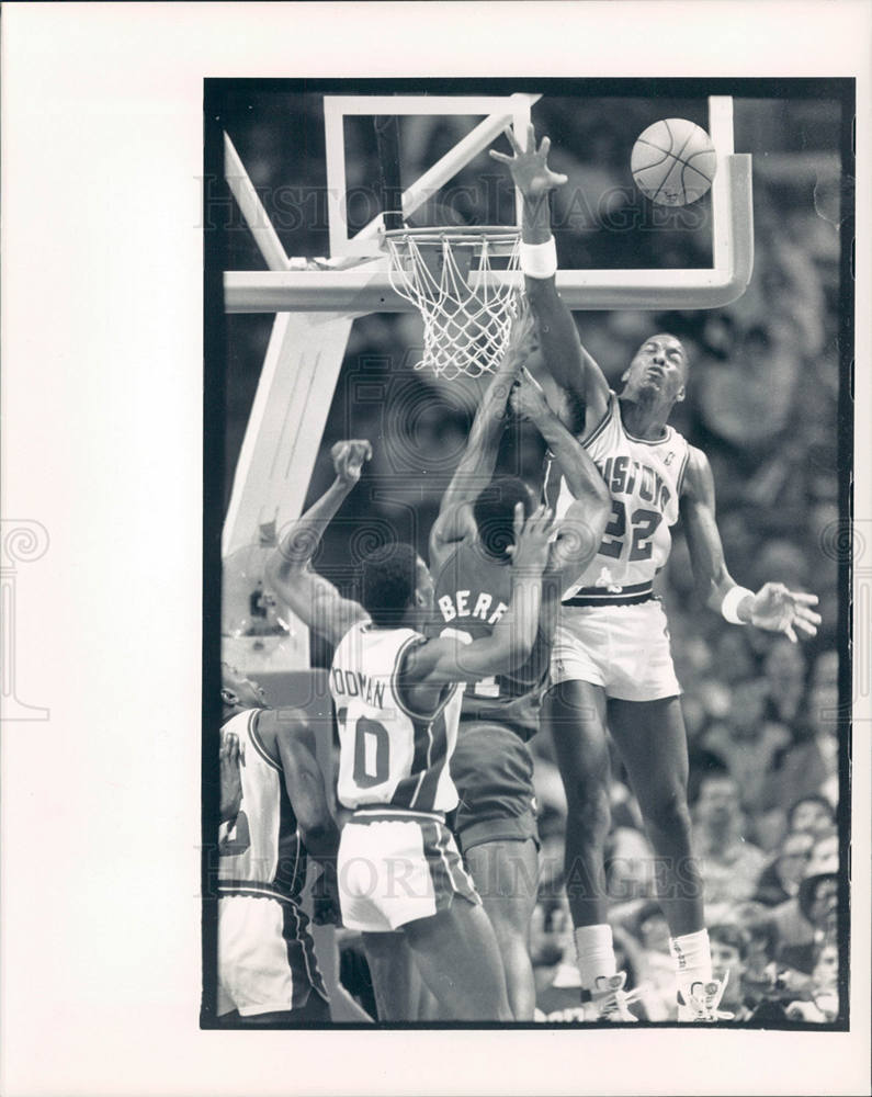 1989 Press Photo pistons,nets,basketball,salley,22, - Historic Images