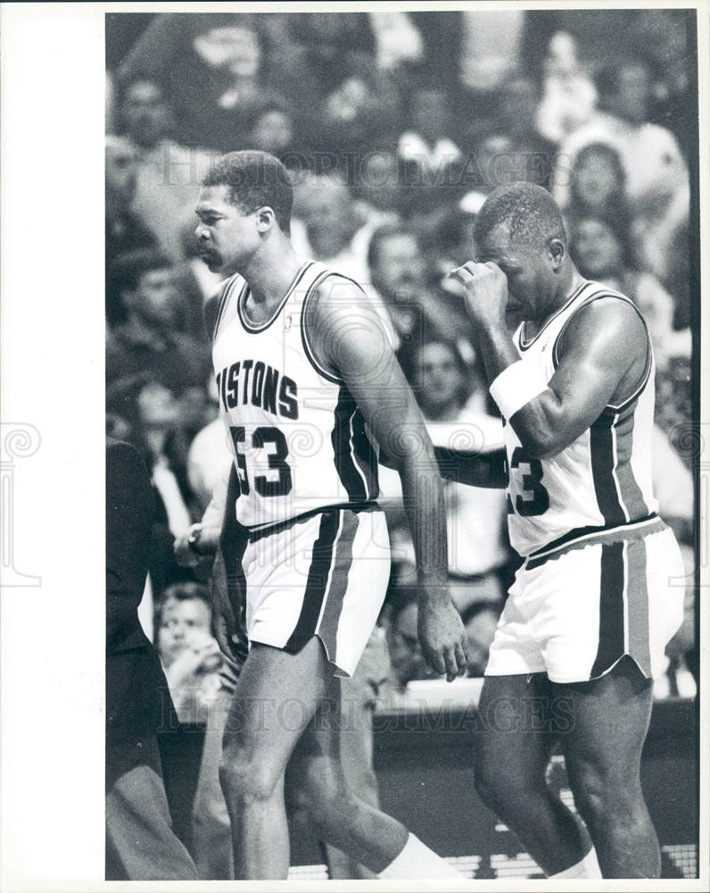 1990 Press Photo Mark Aguirre James Edwards Pistons - Historic Images