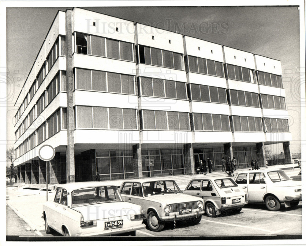 1983 Press Photo Tolbouhin Polyclinic Bulgaria - Historic Images