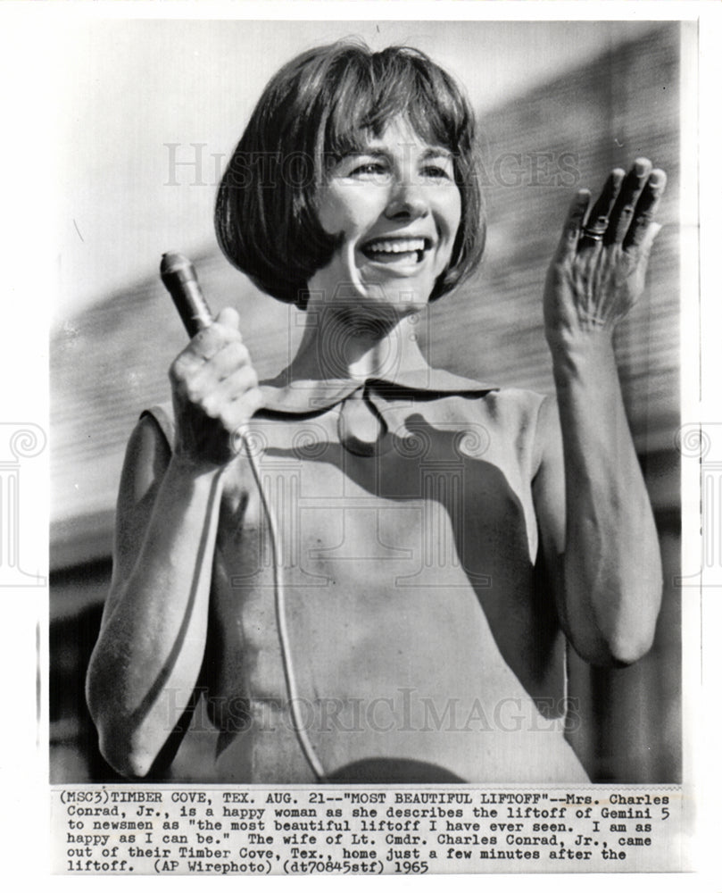 1965 Press Photo Mirs Charles conrad jr. - Historic Images