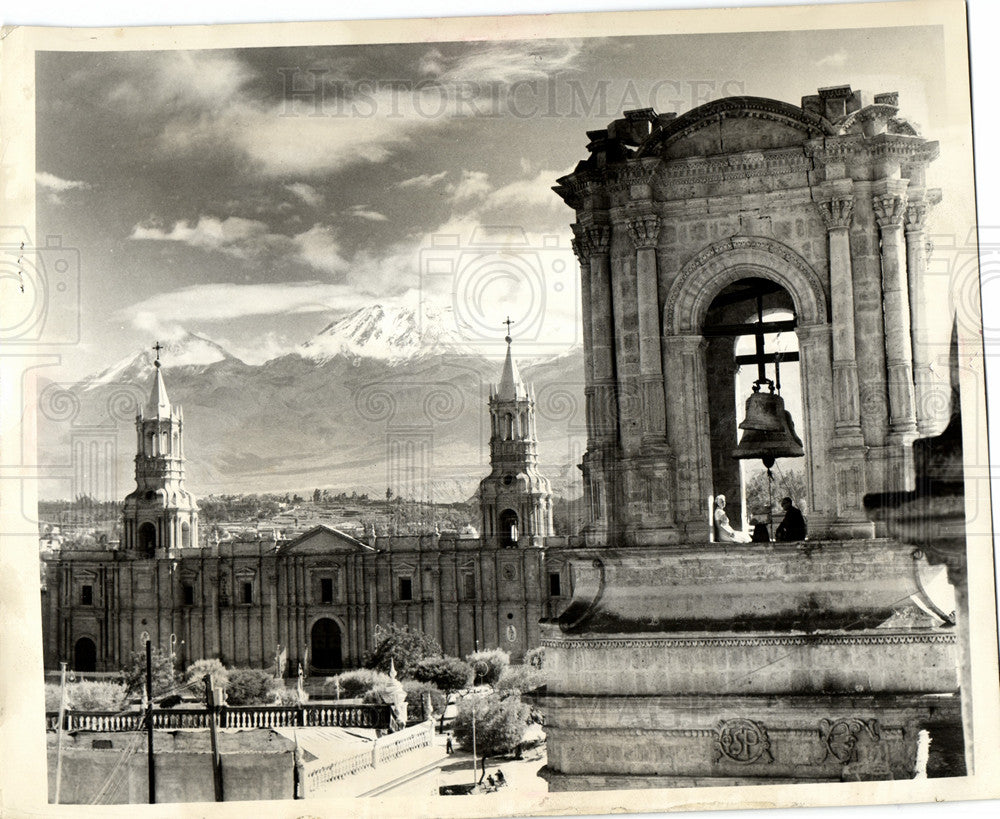 1966 Press Photo Tower of La Compania Peru Jesuit Andes - Historic Images