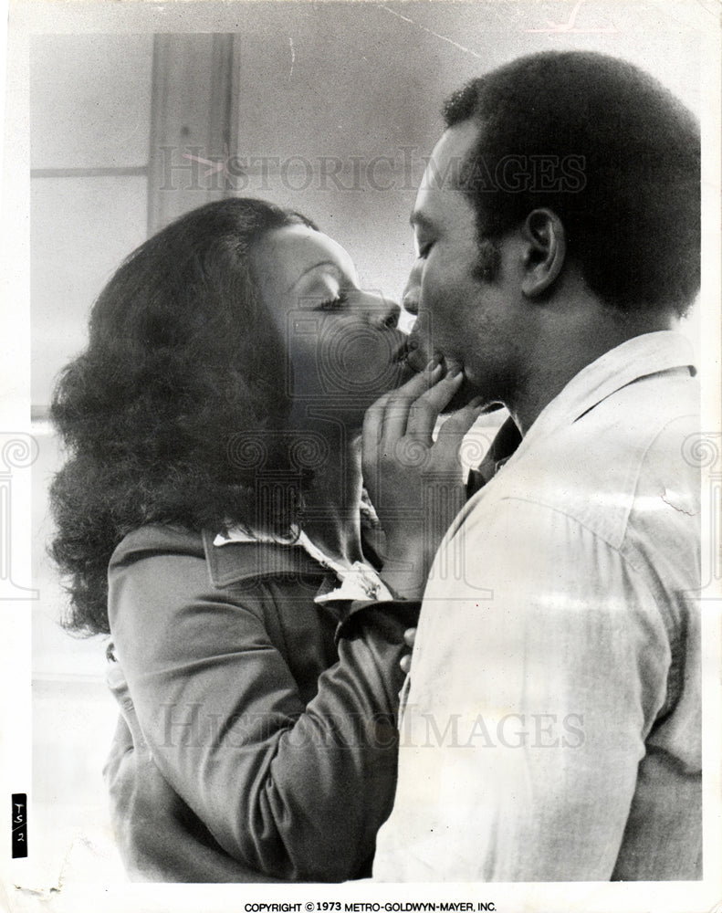 1973 Press Photo Jim Brown Actor Football Player Judy P - Historic Images