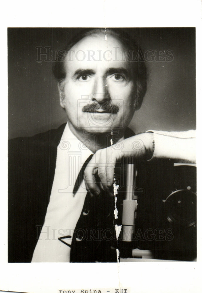 Press Photo Tony Spina photographer - Historic Images