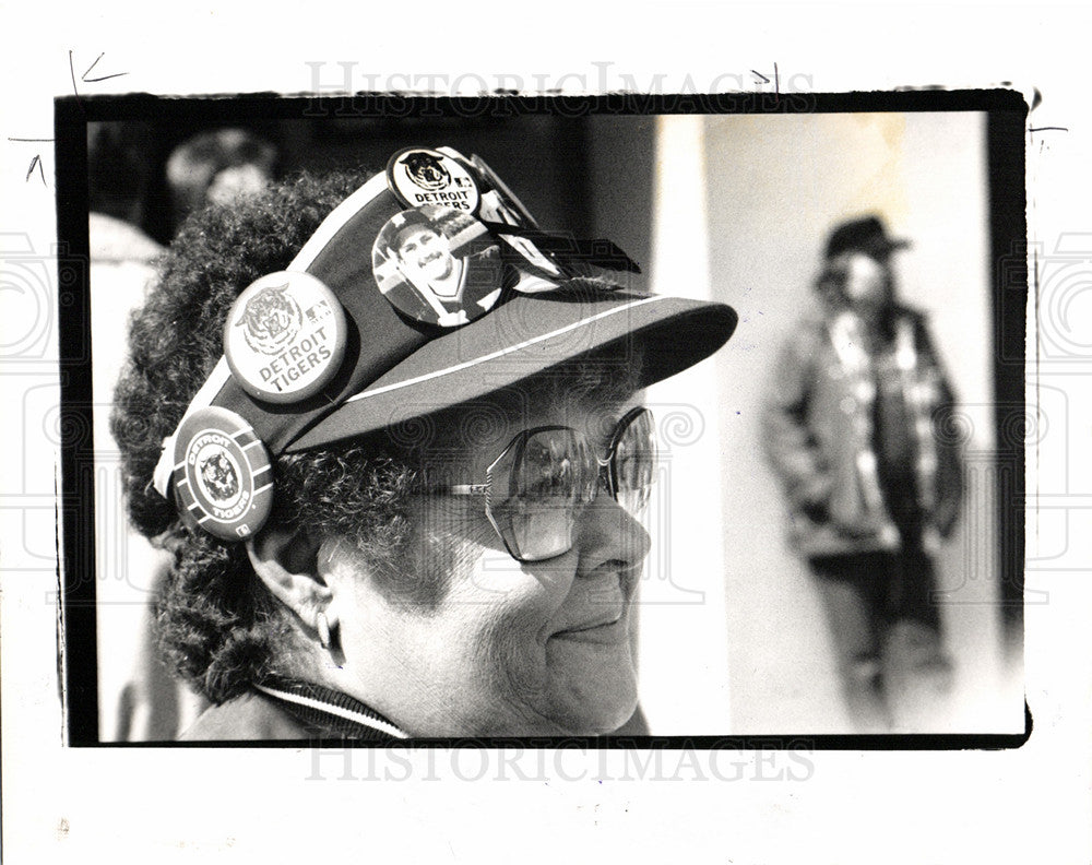 1988 Press Photo Detroit Tigers Baseball Fan - Historic Images
