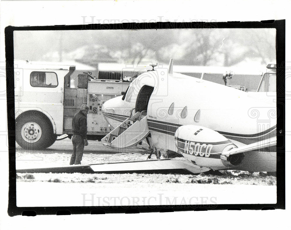 1990 Press Photo Detroit City Jet City Airport Accident - Historic Images