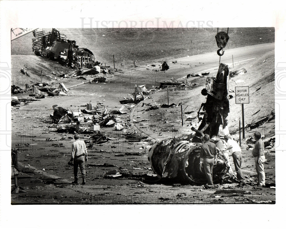 1987 Press Photo Detroit Northwest 255 Plane rash - Historic Images