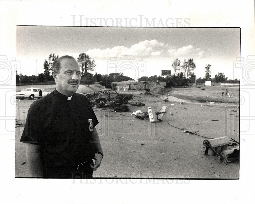 1987 Press Photo Crash Site, Tragedy - Historic Images