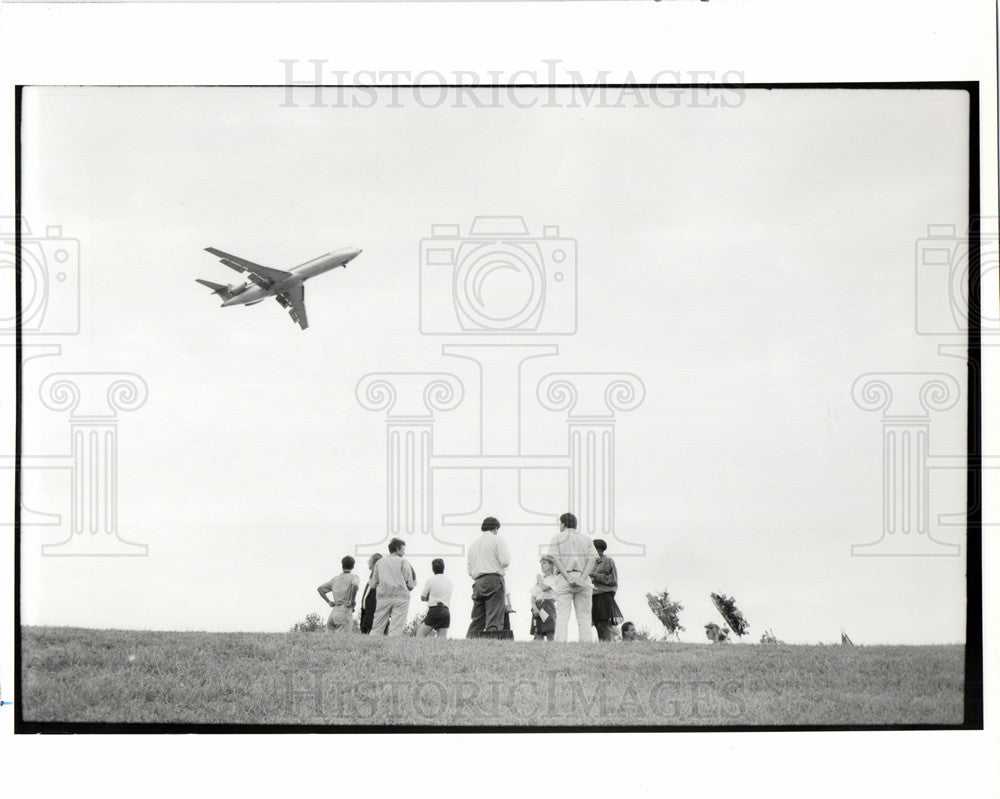 1991 Press Photo Detroit Northwest 255 Plane Crash - Historic Images