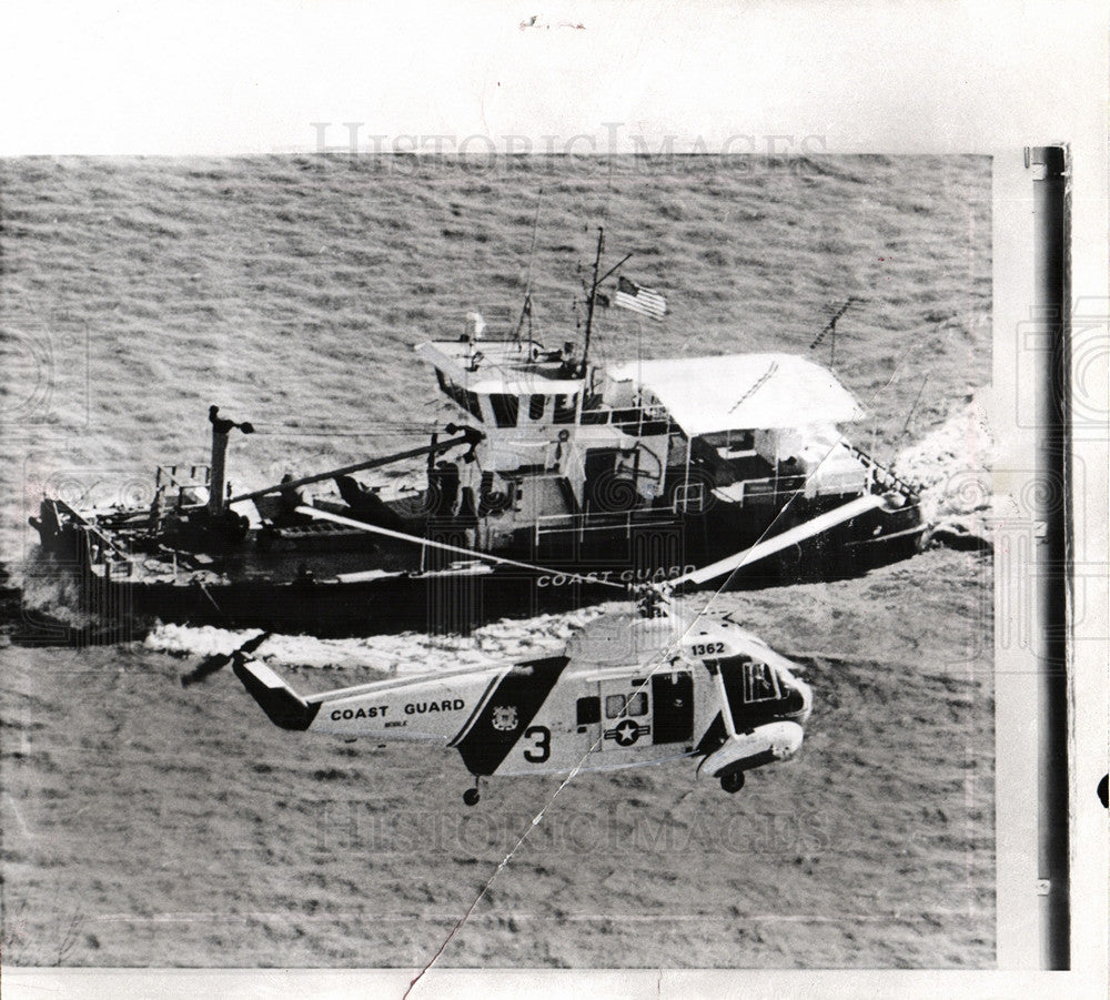 1968 ships accident T7 coast guard buoy-Historic Images