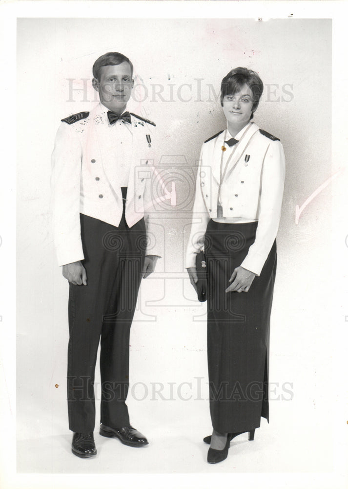Press Photo US Air Force Womens Outfits - Historic Images