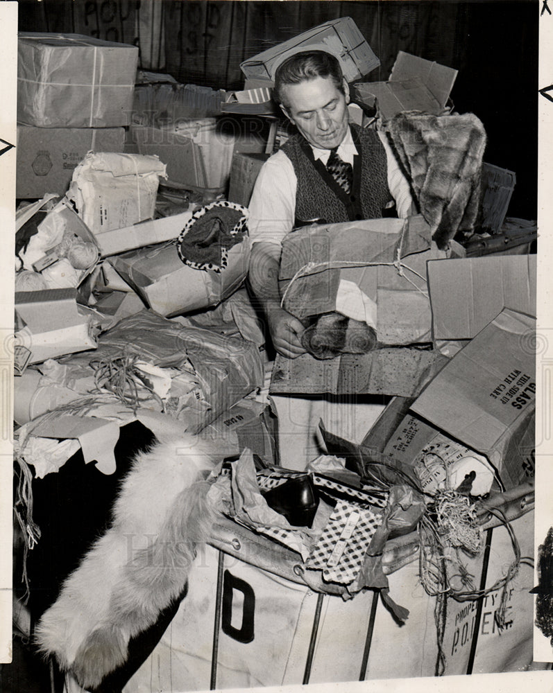 1944 Press Photo Detroit Postal Service - Historic Images