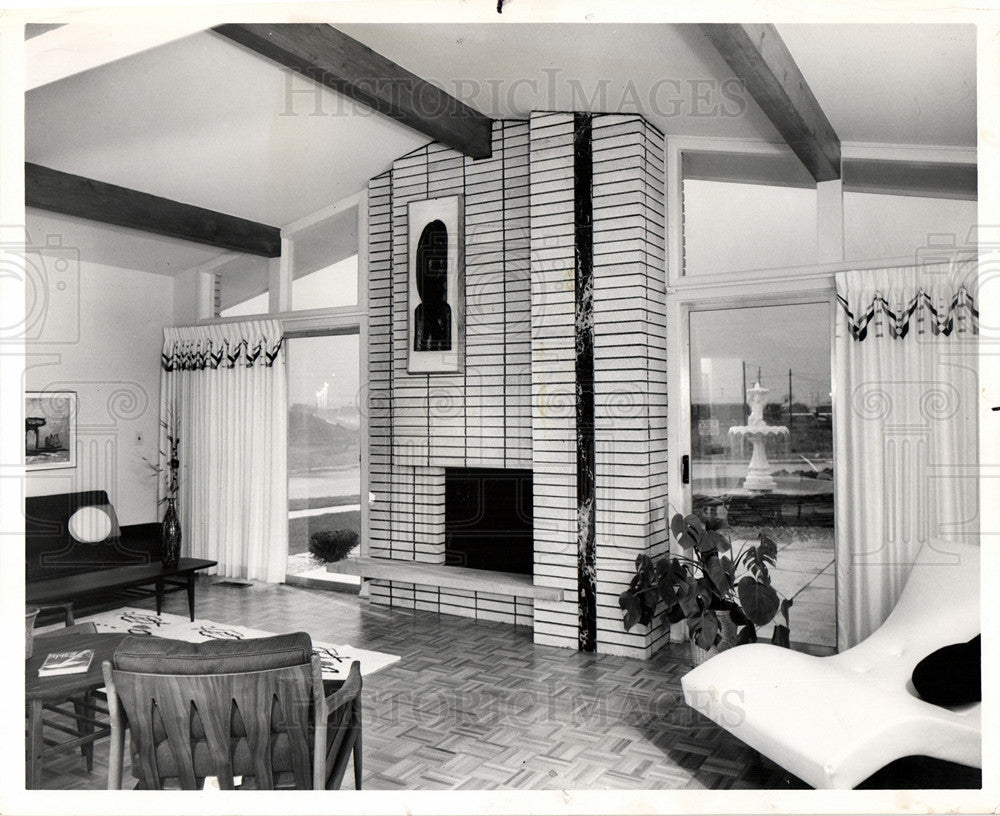 housing 1962 family room-Historic Images