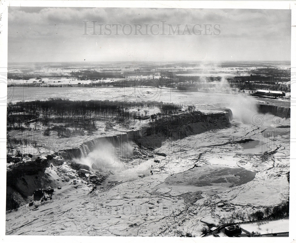 1960 Press Photo Niagara Falls Winter Ice Snow - Historic Images