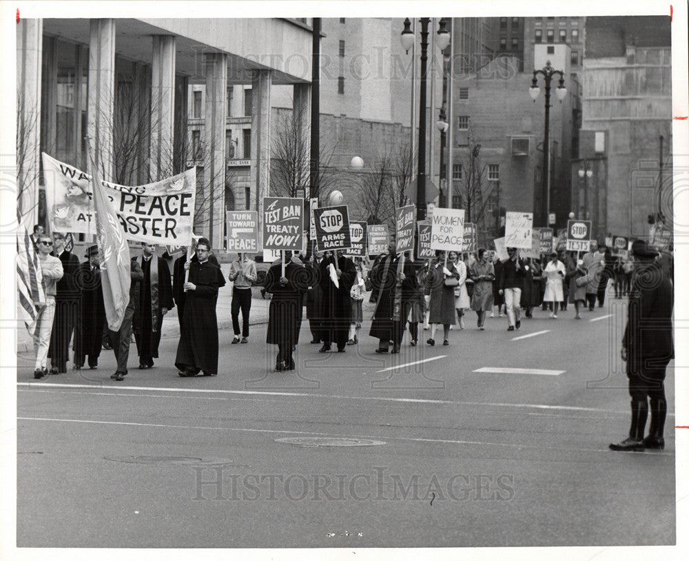 1963 ADAMS Woodward paraders michigan-Historic Images