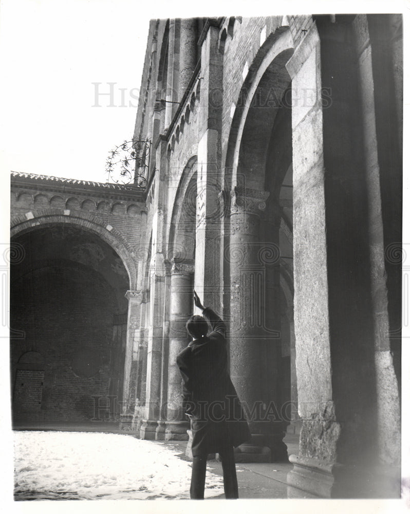 1952 Press Photo Milan Basilica Saint Ambrose - Historic Images