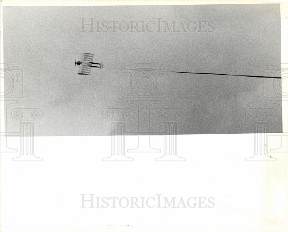 1975 Press Photo Model Airplane - Historic Images