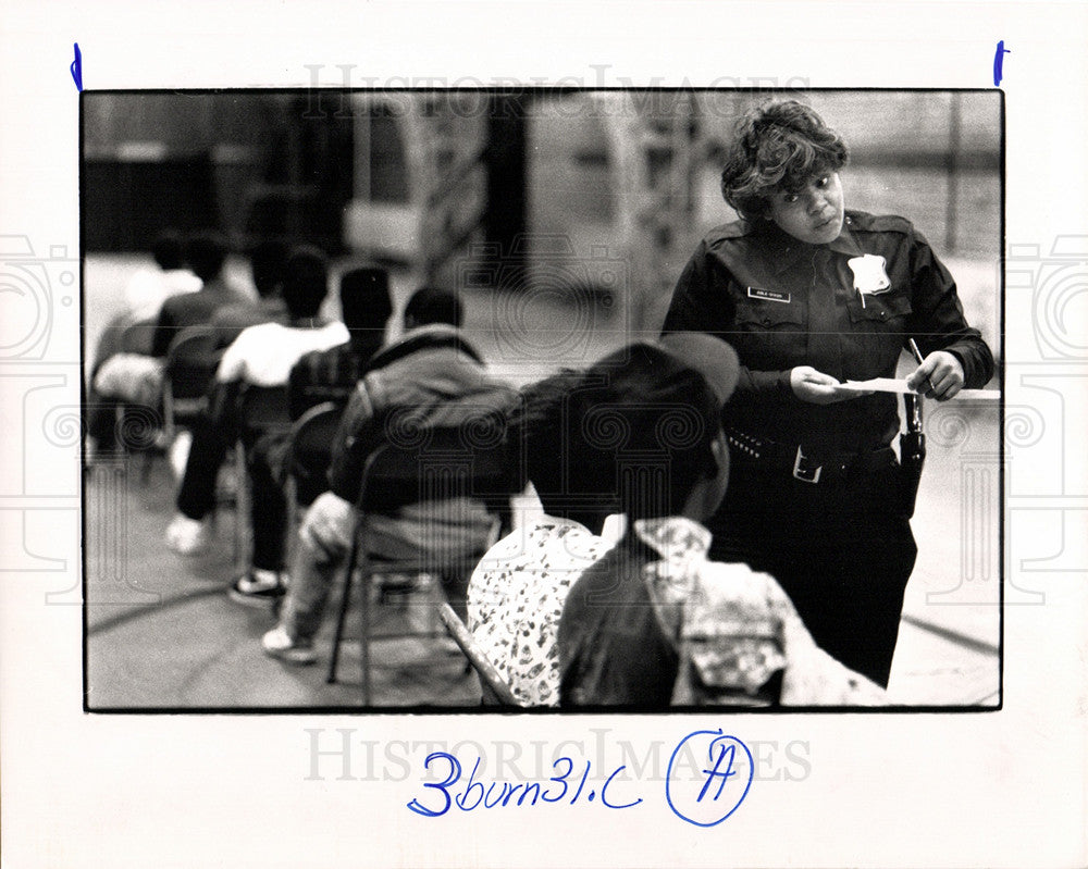 1989 Press Photo Detroit Police headquarters gymnasium - Historic Images