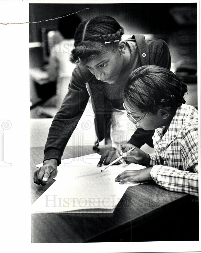 1981 Press Photo Tonya Leake ShaWn summers,  Kally Bail - Historic Images